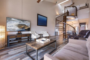 **Newly Remodeled** Steps to Kamaole 3 Beach!